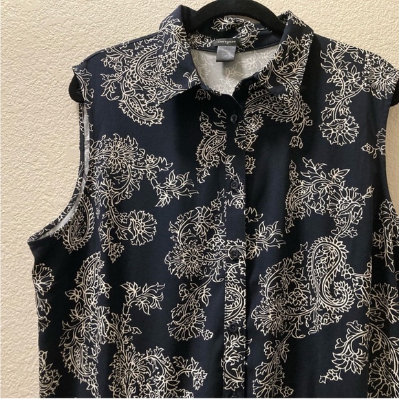 Ann Taylor romper, EUC - Picture 2 of 6